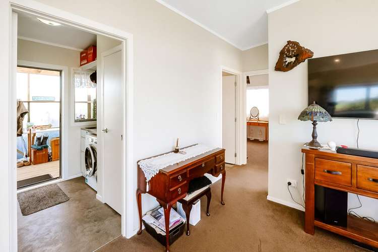 1672 Tahuna Road Te Hoe_26