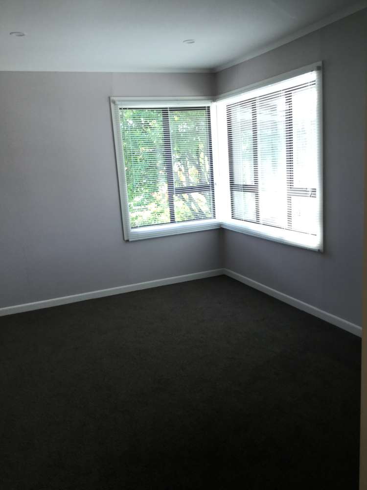 10a Riverview Road New Lynn_10