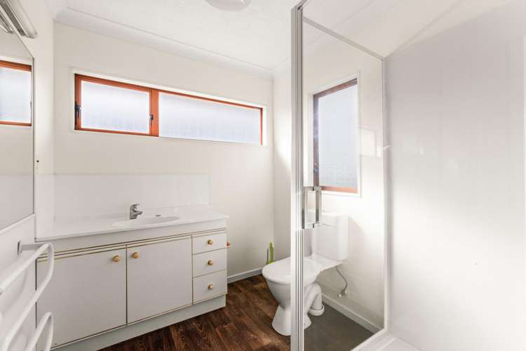 16 Knightsbridge Place Taradale_15