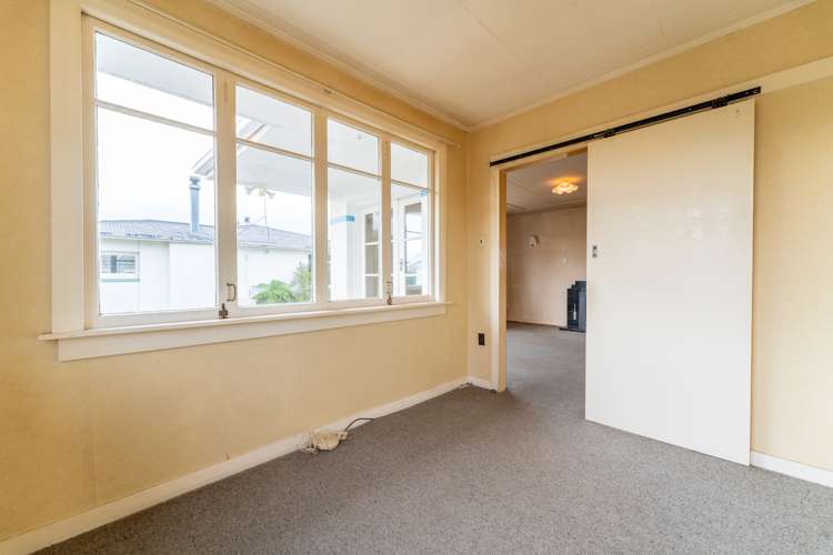 29 Hughes Street Waimate_14