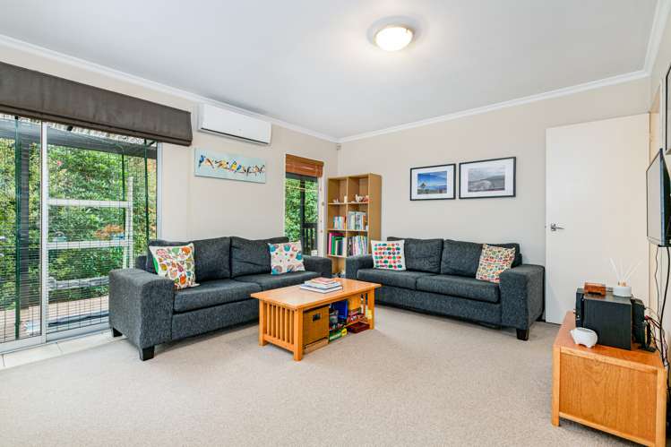 1/22 Wirihana Road Titirangi_2