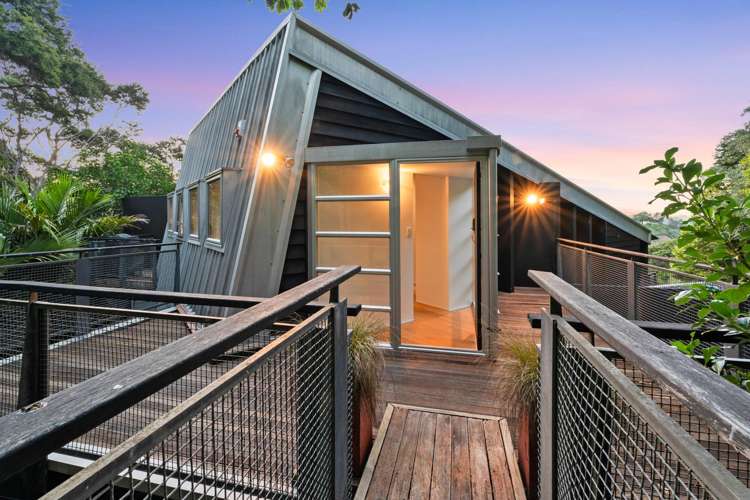 61 Victoria Road South Onetangi_19