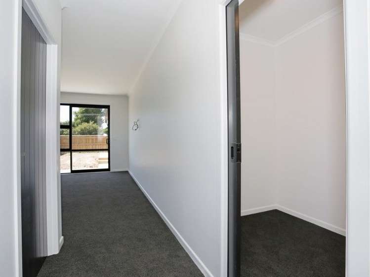 2 Mahi Grove Feilding_12