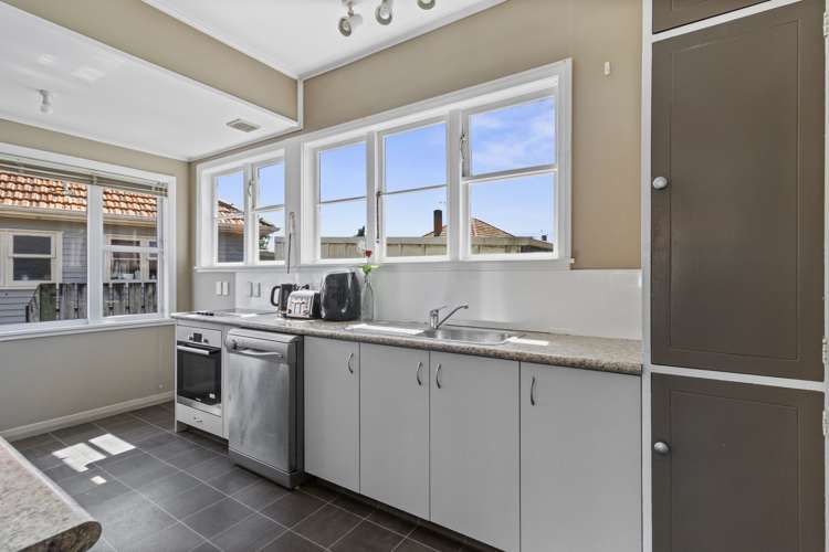 67 Jellicoe Drive Hamilton East_4