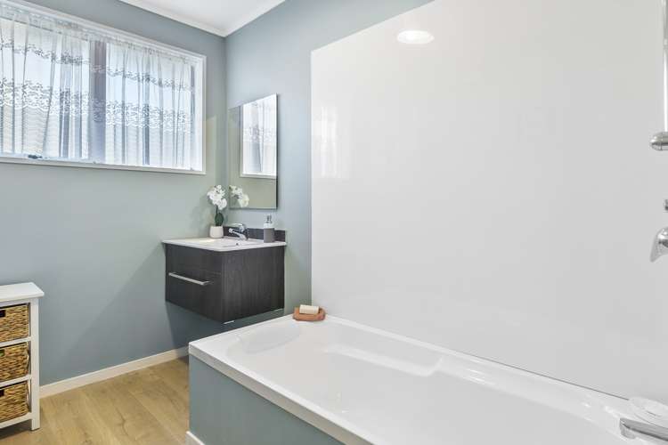 13 Walnut Place Mosgiel_15