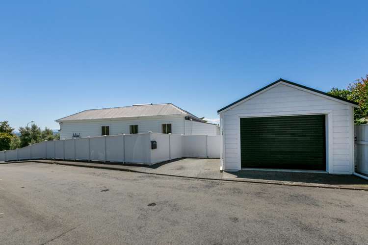 9 Cobden Crescent Bluff Hill_23