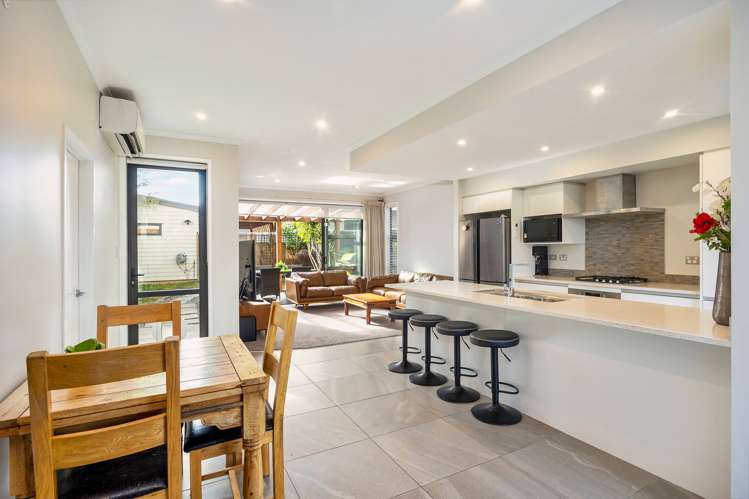 27 Liquidambar Drive Hobsonville_11