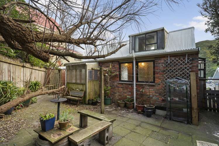 2b Happy Valley Road Owhiro Bay_9