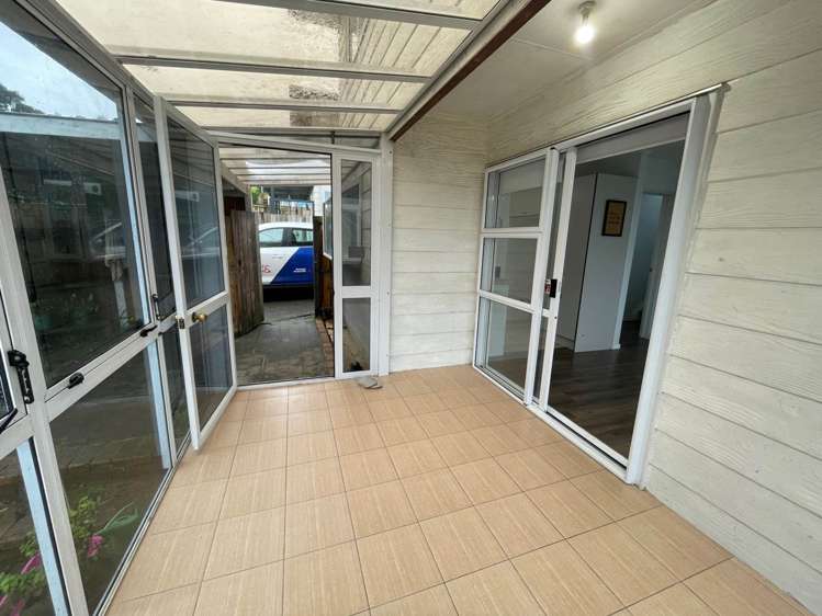 3/1759 Great North Road Avondale_1