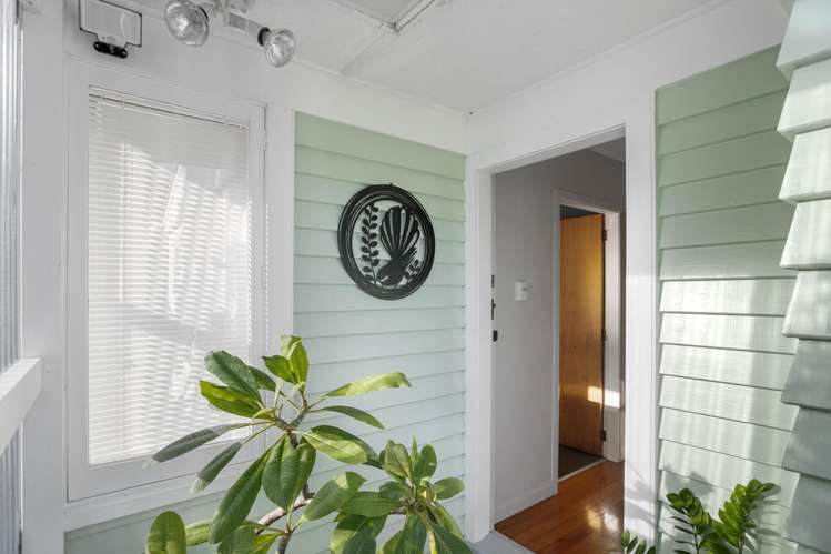 215 Tony Avenue Thames_1