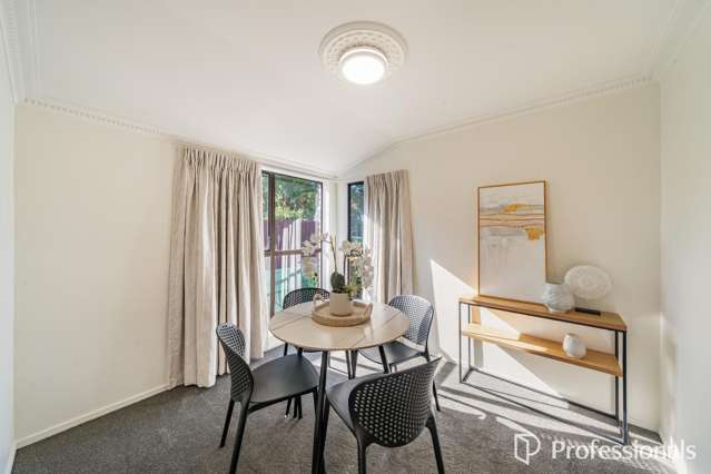 65 Totara Crescent Woburn_2