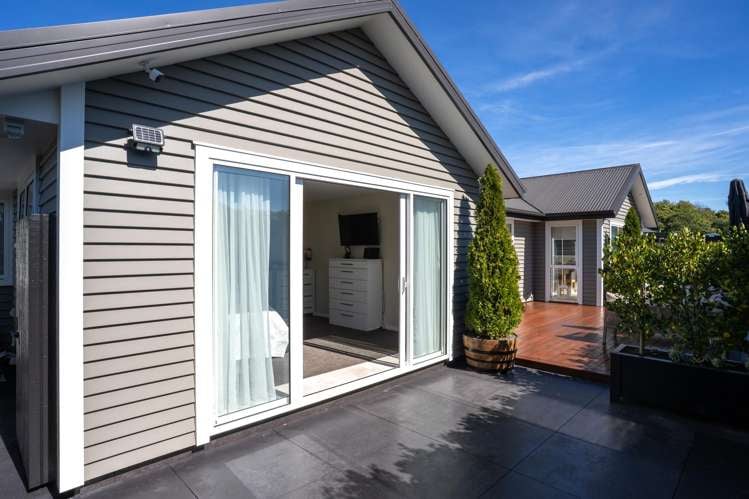 46 Carnaveron Drive Lincoln_20