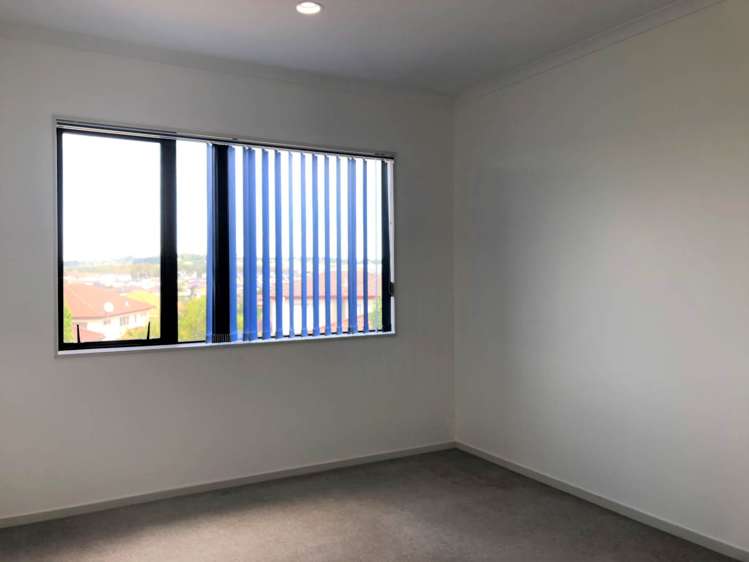 14 Malahide Drive Flat Bush_11