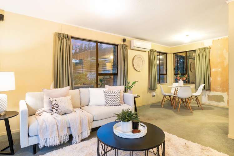 6 Japonica Crescent Ranui Heights_11