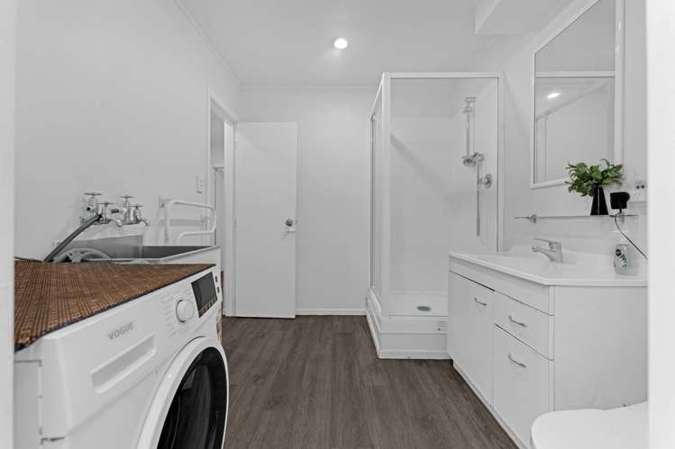 3/24 Commodore Drive Lynfield_9