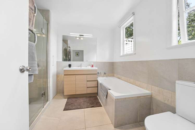 105 & 105A Richardson Road Mt Albert_8