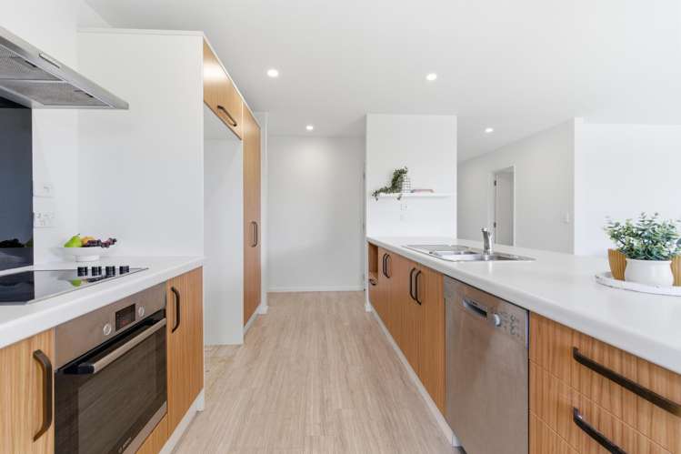 28 Burnham School Road_2