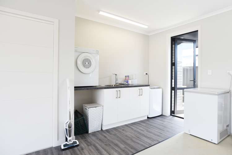 38 Prince Street Winton_17