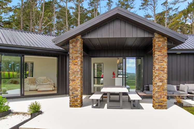 1 Gumtree Way Kaiwaka_2