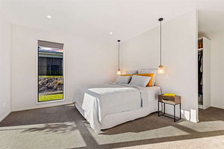 5 Canoe Lane Riverhead_9