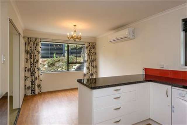 1/10 Parklands Drive Huntsbury_3