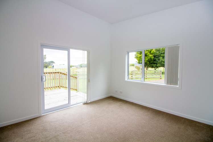 35 ORAM DRIVE Turitea_29
