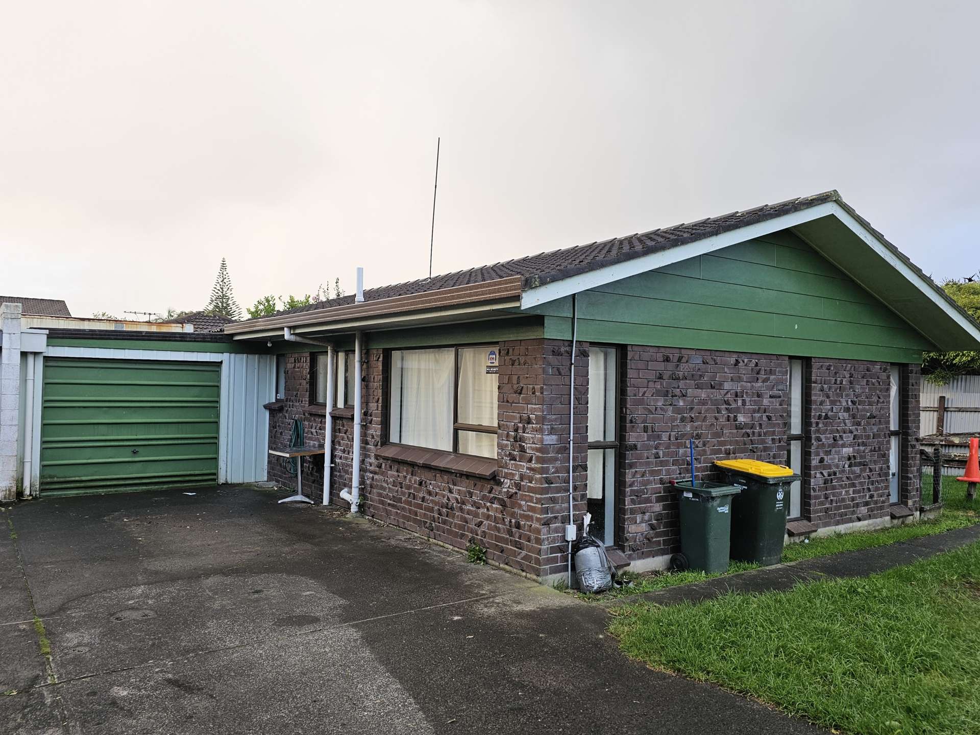 2/21 Booker Place Manurewa_0