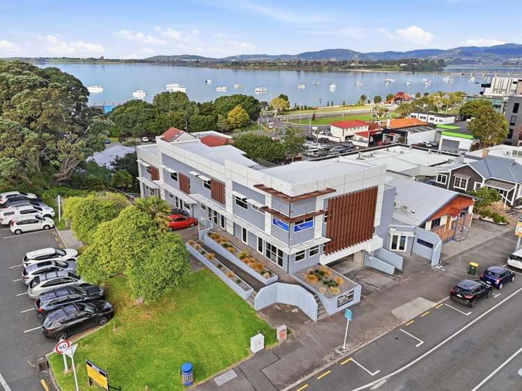 30A Willow Street Tauranga Central_21