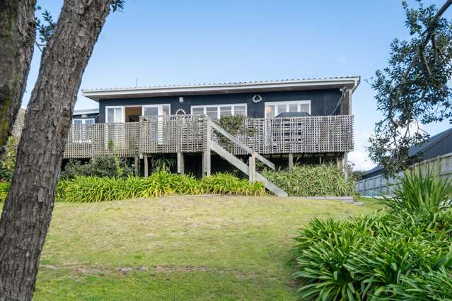 Sun, sea, surf and sand. Elevated ocean views