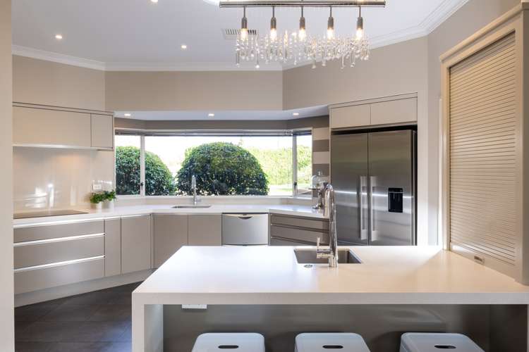 300 Nottingley Road Frimley_8