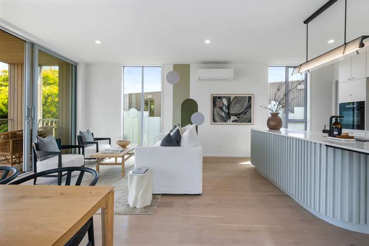 1/2 Gunwelloe Lane Burwood_4