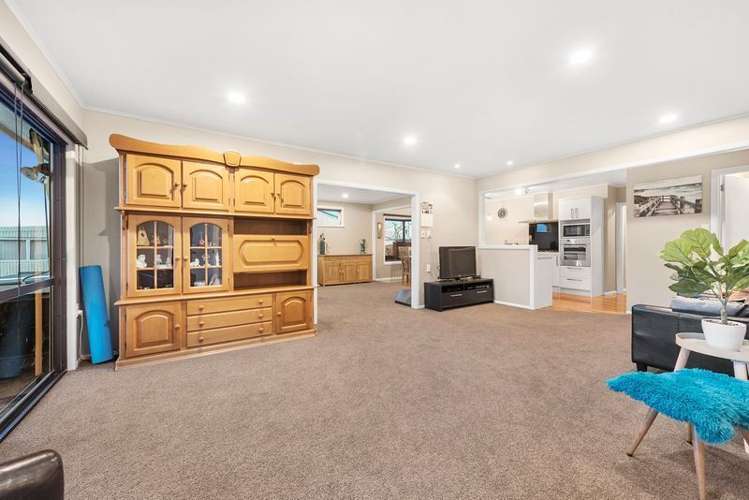 88 Houchens Road Glenview_16