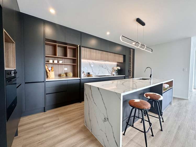 38 Tipu Crescent Milldale_7