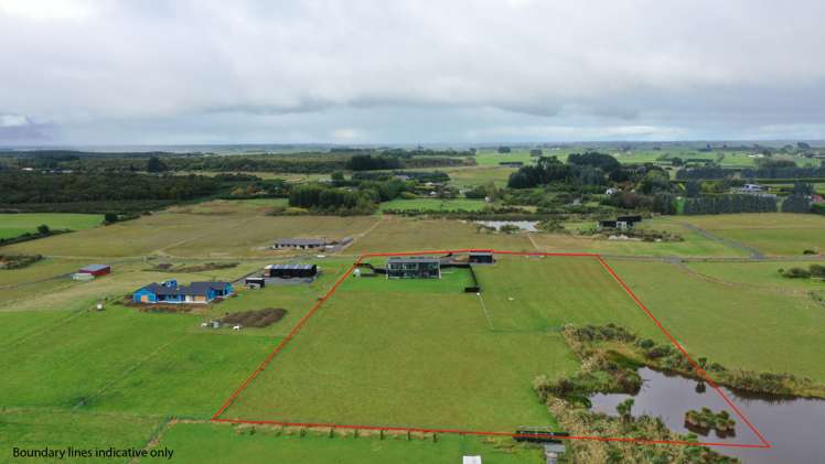 89 Sunrise Drive Seaward Bush_27