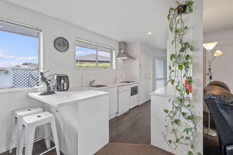 46 Oakley Crescent Hornby_6