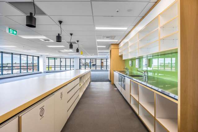 50 Anzac Ave City Centre_4