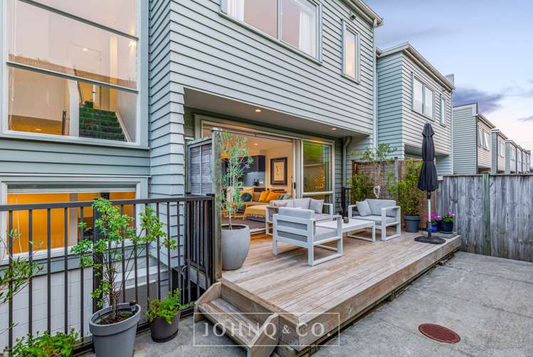 125 Barbarich Drive Stonefields_10