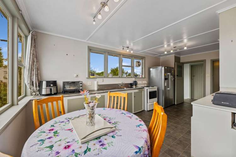 10 Thesis Street Halfway Bush_7