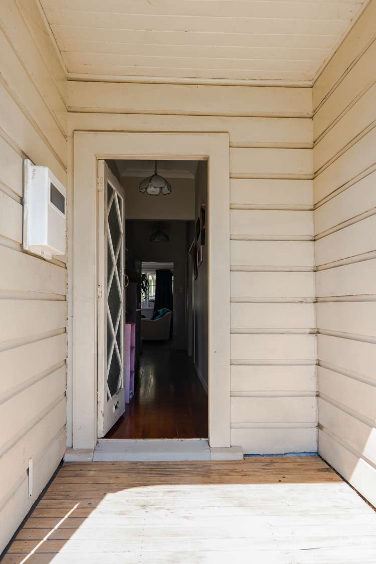 1277 Egmont Road Egmont Village_54