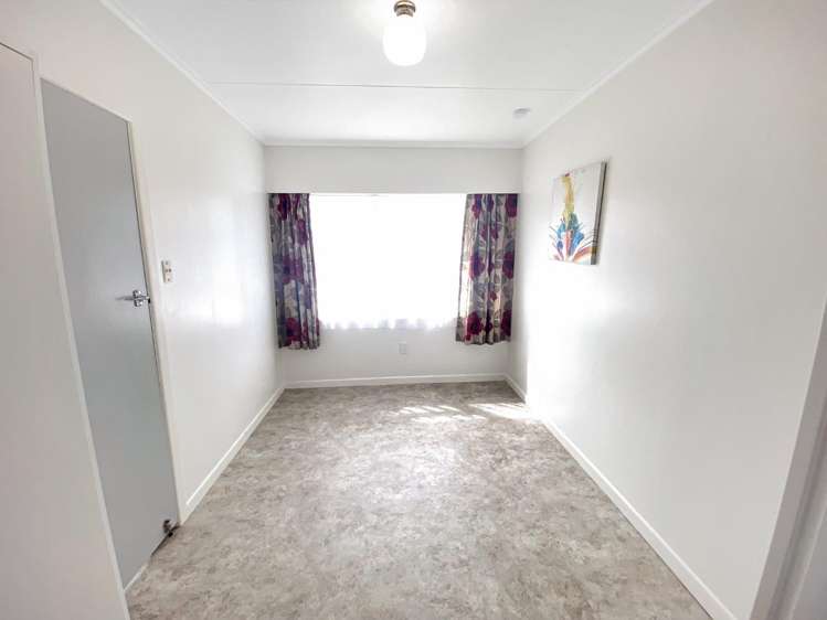 1/30 Guyton Street 1235_4