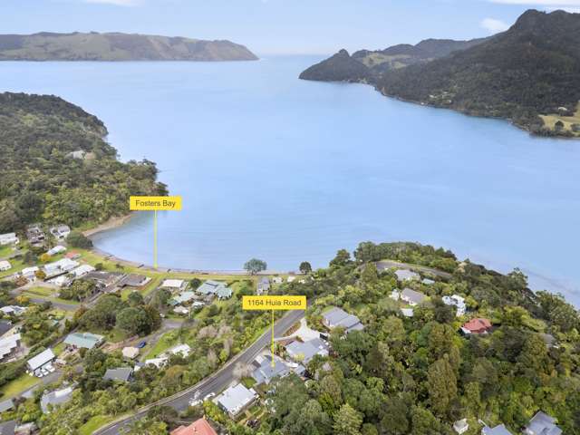 1164 Huia Road Huia_4