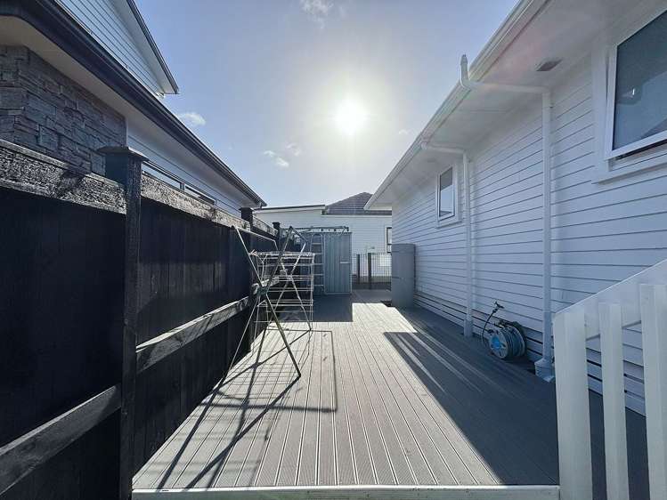 69 Neil Avenue Te Atatu Peninsula_15