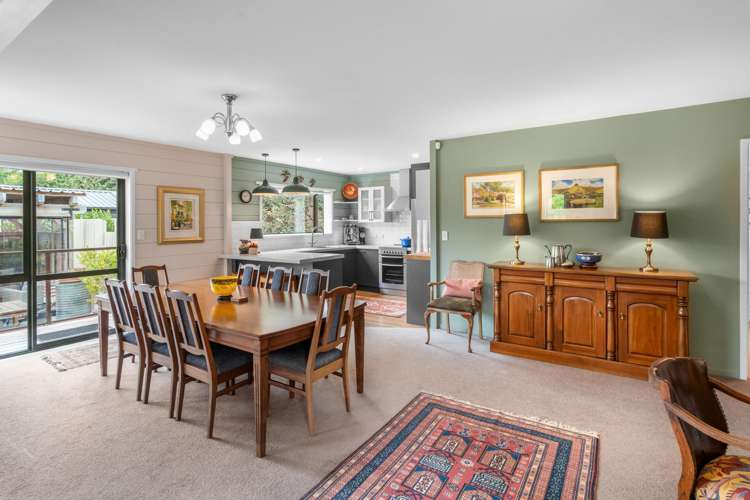 5 Whitewood Crescent_4