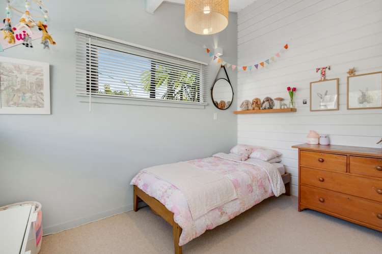 33a Kauri Road Stanmore Bay_13