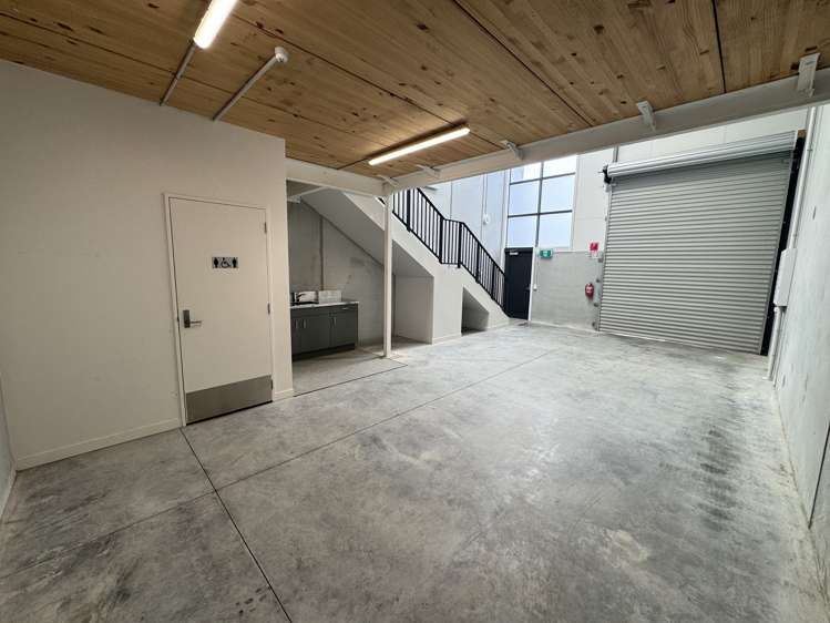 12/11 Northside Drive Westgate_1