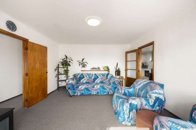 16 Antrim Crescent Otara_4