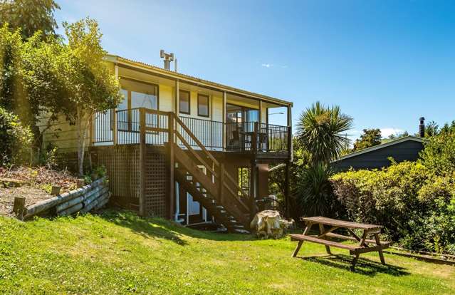 Turnkey holiday home with great views