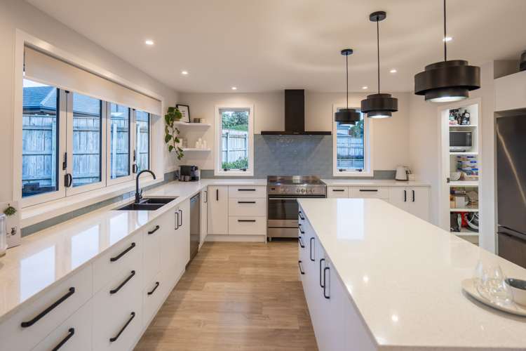 3 Barbaras Way Waikanae Beach_5