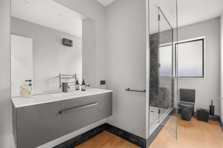 27 Stratford Drive Cromwell_14