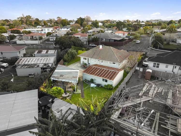 65 Ashton Avenue_3